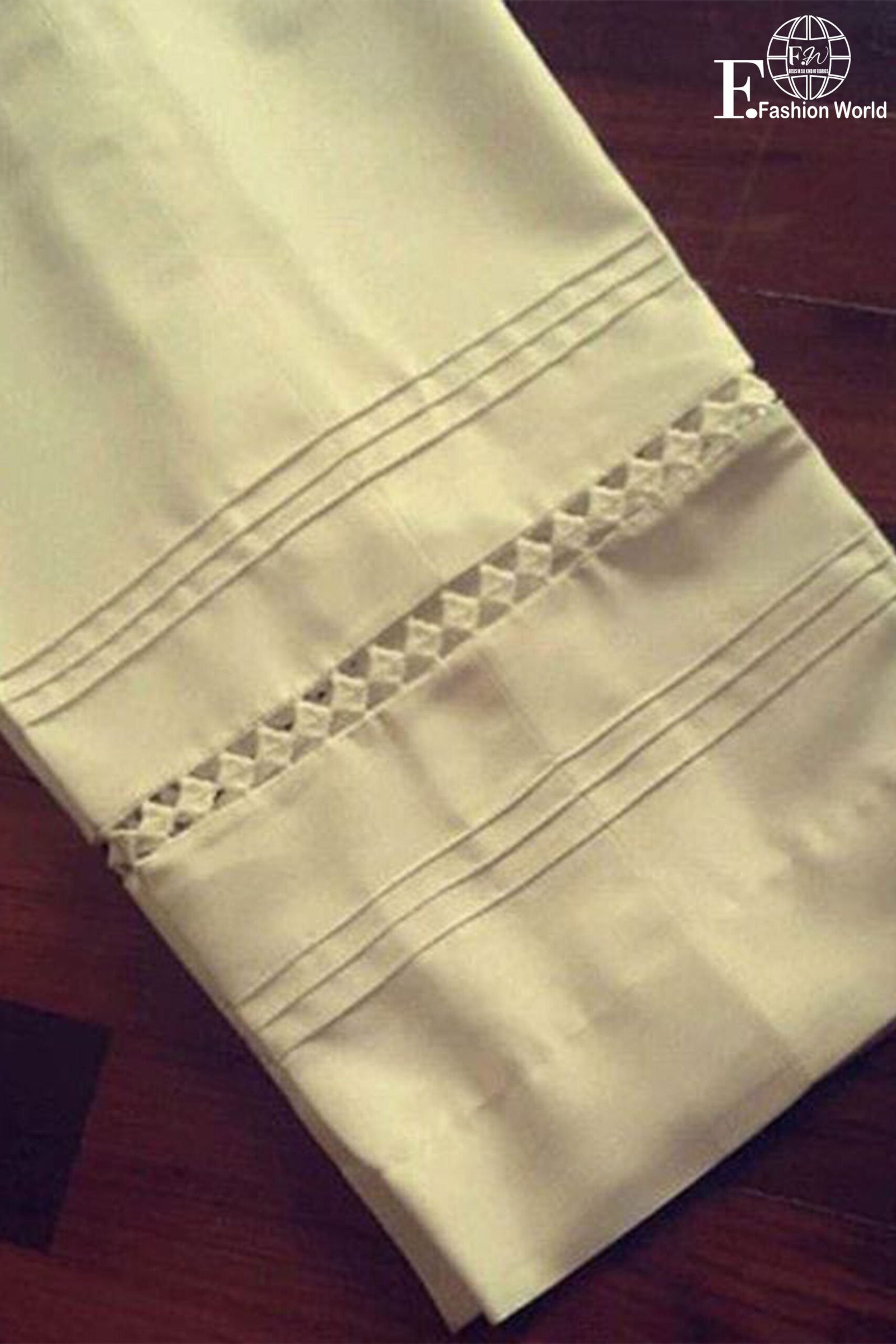 33-1-scaled-1.jpg Women stylish White Trouser - Image 1