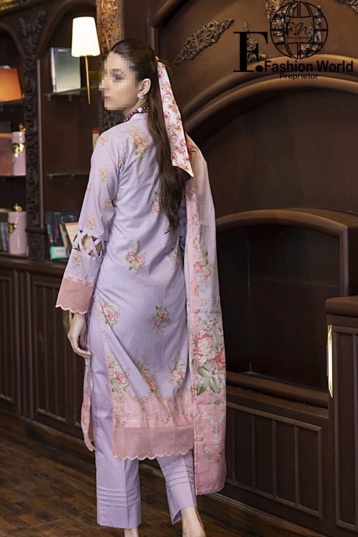 3 Piece SALINA Digital Printed Lawn Vol 18 - Image 2